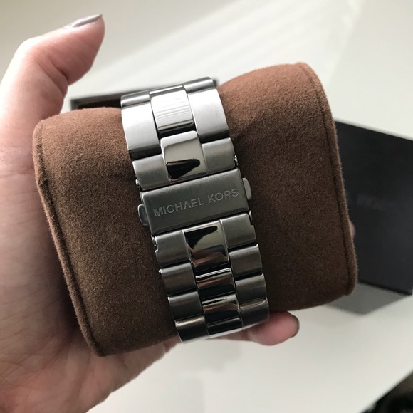 Michael Kors Men Watch MK8205 - Picture 4 of 4